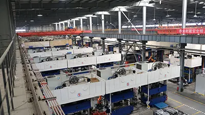 ハイドロフォーミング