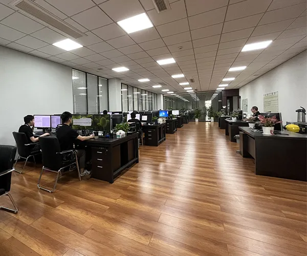 Motorbacs 技術センター設立