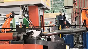 パイプ曲げ工程